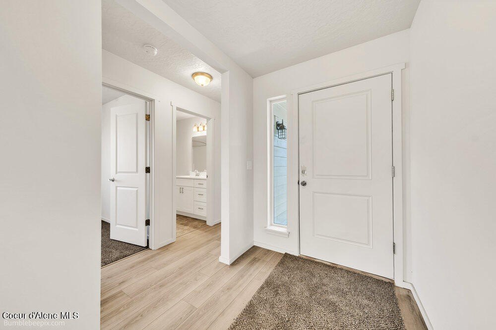 Post Falls, Idaho, 83854, United States, 3 Bedrooms Bedrooms, ,2 BathroomsBathrooms,Residential,Forsale,1984545