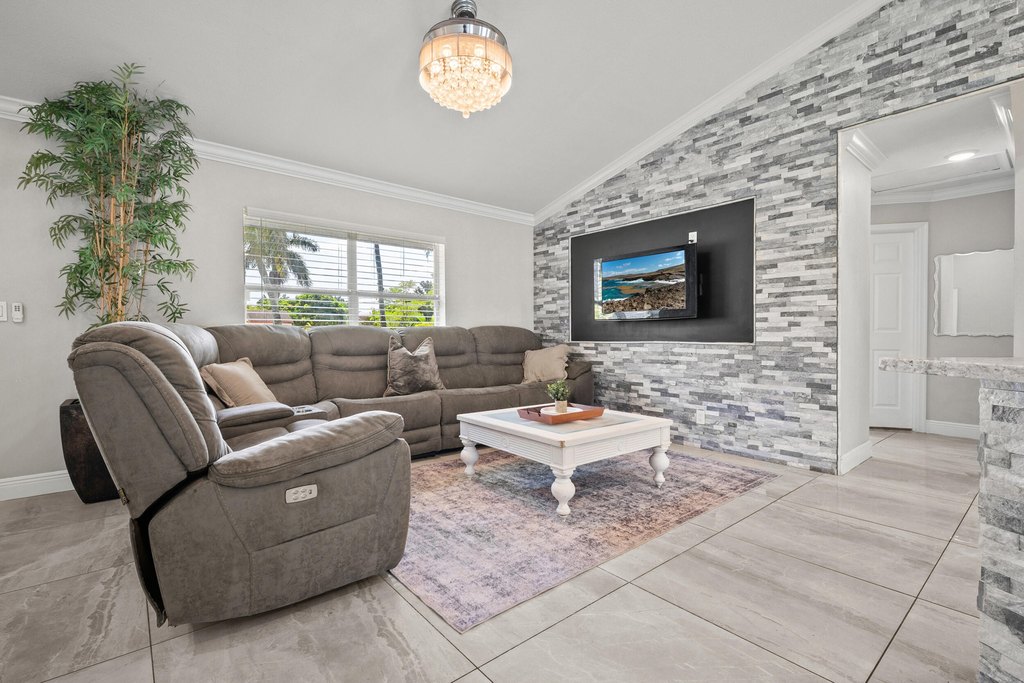 Loxahatchee, Florida, 33470, United States, 3 Bedrooms Bedrooms, ,2 BathroomsBathrooms,Residential,Forsale,2009911