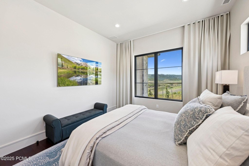 Kamas, Utah, 84036, United States, 4 Bedrooms Bedrooms, ,4.5 BathroomsBathrooms,Residential,Forsale,2000241