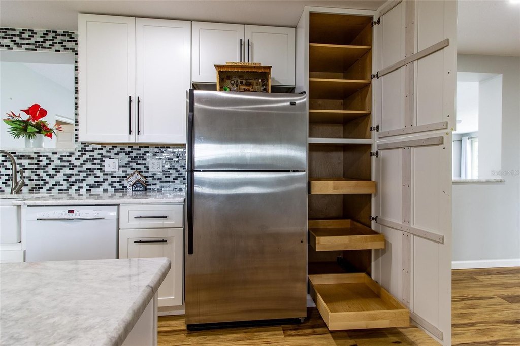 OCALA, Florida, 34476, United States, 3 Bedrooms Bedrooms, ,2 BathroomsBathrooms,Residential,Forsale,1969795