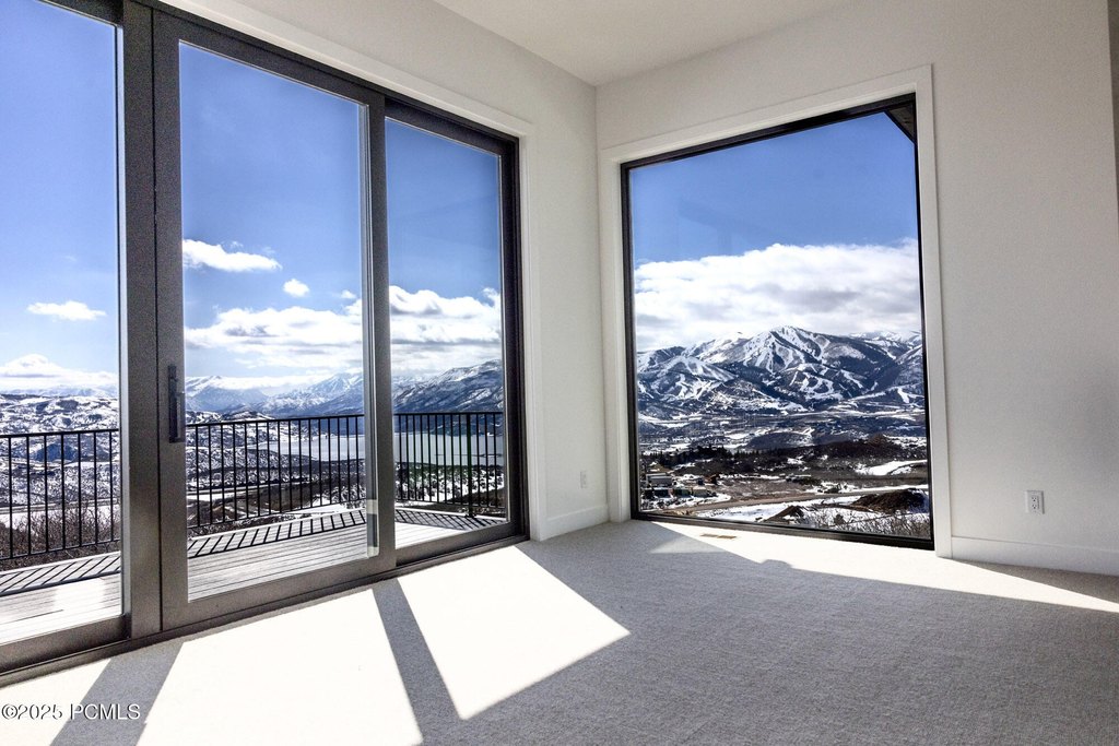 Hideout, Utah, 84036, United States, 5 Bedrooms Bedrooms, ,4.5 BathroomsBathrooms,Residential,Forsale,2004200