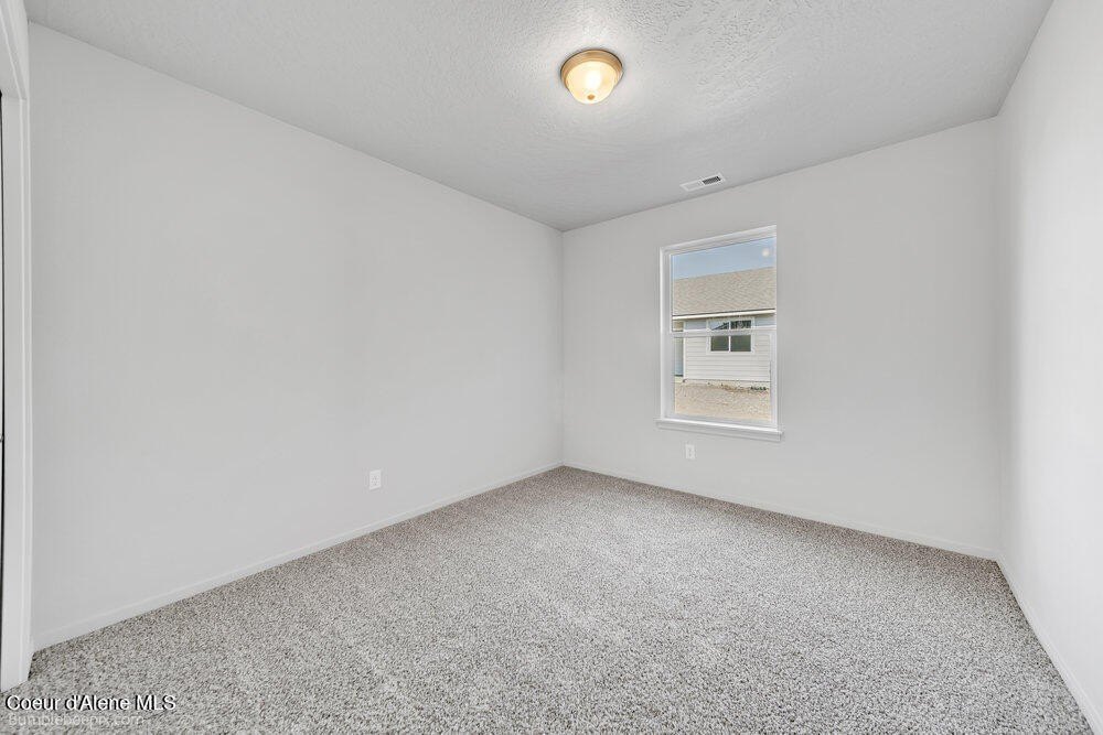 Post Falls, Idaho, 83854, United States, 4 Bedrooms Bedrooms, ,2 BathroomsBathrooms,Residential,Forsale,1984588