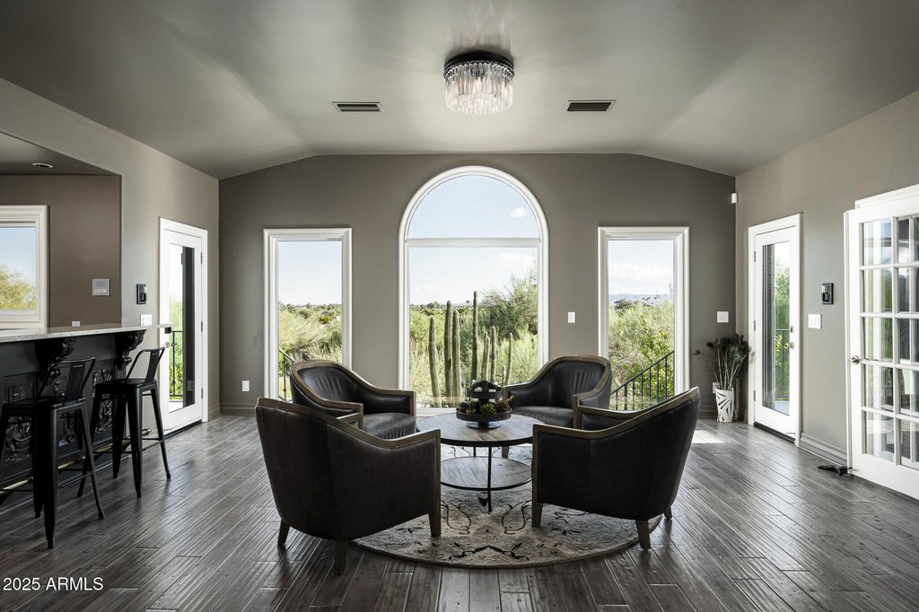 Paradise Valley, Arizona, 85253, United States, 5 Bedrooms Bedrooms, ,7 BathroomsBathrooms,Residential,Forsale,1971066