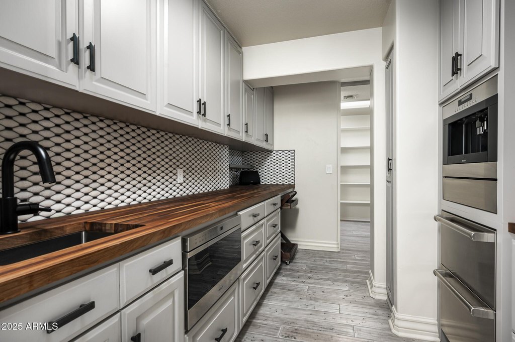 Paradise Valley, Arizona, 85253, United States, 5 Bedrooms Bedrooms, ,7 BathroomsBathrooms,Residential,Forsale,1971066