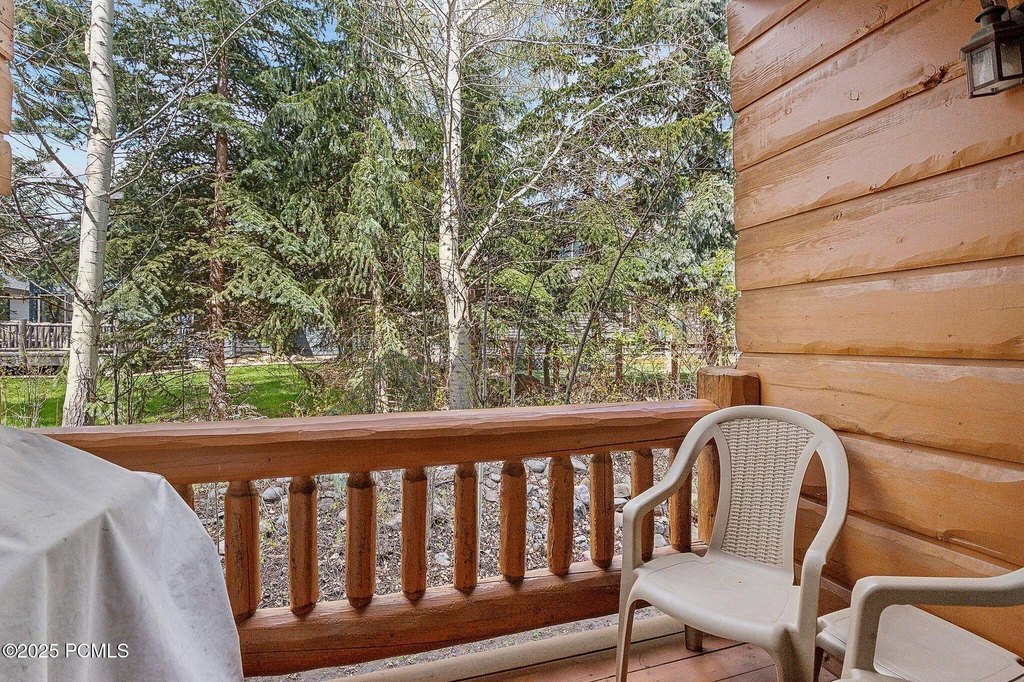 Park City, Utah, 84098, United States, 2 Bedrooms Bedrooms, ,2.5 BathroomsBathrooms,Residential,Forsale,2004732