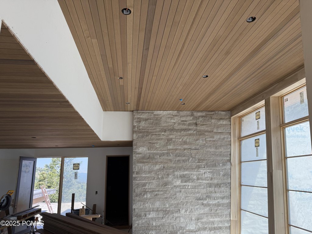 Park City, Utah, 84060, United States, 6 Bedrooms Bedrooms, ,7.5 BathroomsBathrooms,Residential,Forsale,2000251