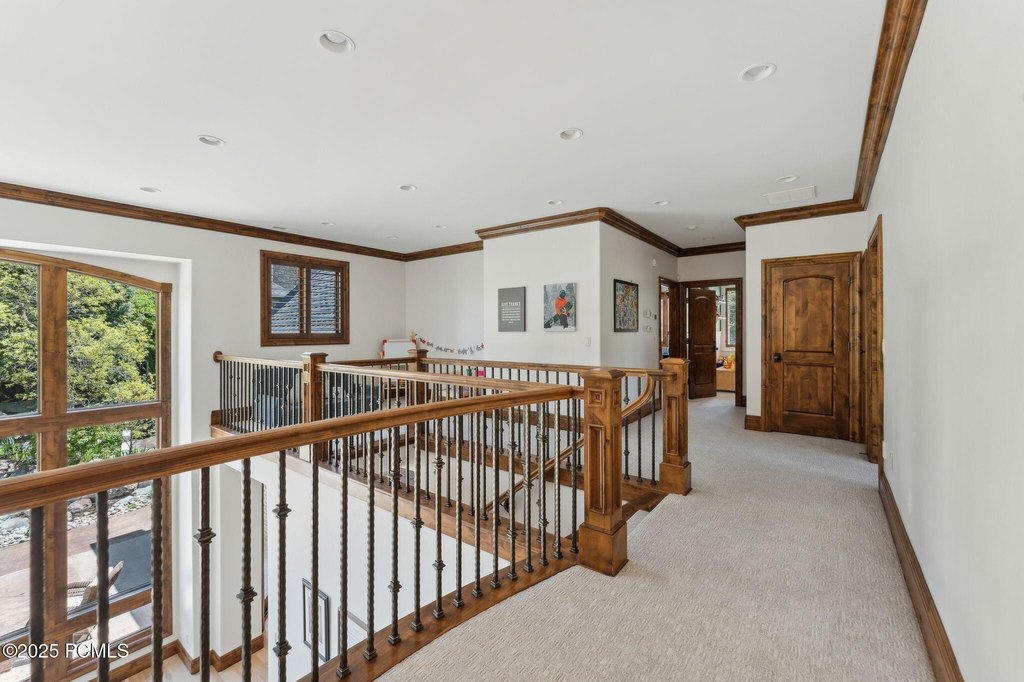 Sandy, Utah, 84092, United States, 7 Bedrooms Bedrooms, ,6.5 BathroomsBathrooms,Residential,Forsale,2004728