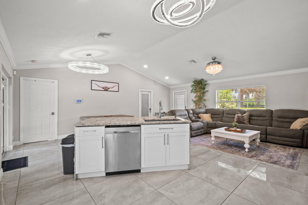 Loxahatchee, Florida, 33470, United States, 3 Bedrooms Bedrooms, ,2 BathroomsBathrooms,Residential,Forsale,2009911