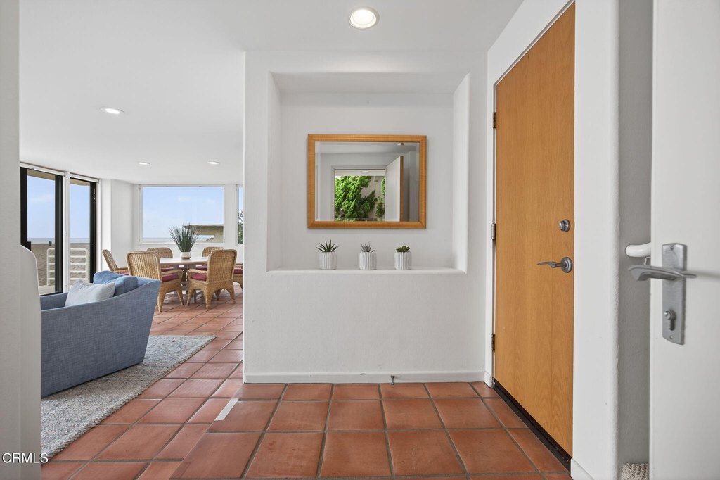 Oxnard, California, 93035, United States, 3 Bedrooms Bedrooms, ,2.5 BathroomsBathrooms,Residential,Forsale,1963619