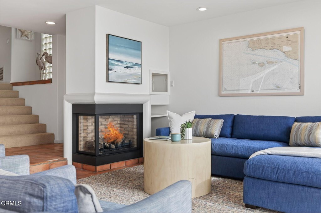 Oxnard, California, 93035, United States, 3 Bedrooms Bedrooms, ,2.5 BathroomsBathrooms,Residential,Forsale,1963619