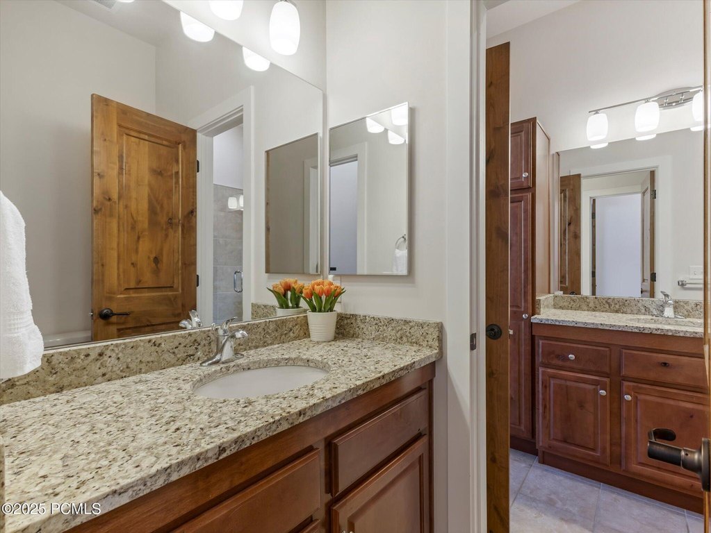 Park City, Utah, 84098, United States, 2 Bedrooms Bedrooms, ,2 BathroomsBathrooms,Residential,Forsale,2000239