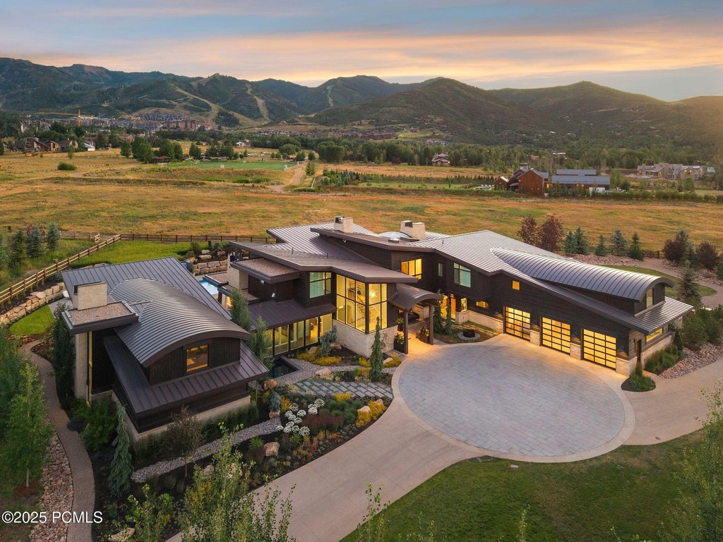 Park City, Utah, 84098, United States, 6 Bedrooms Bedrooms, ,7.5 BathroomsBathrooms,Residential,Forsale,2000234