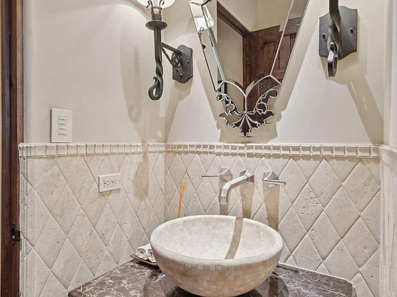 Paradise Valley, Arizona, 85253, United States, 4 Bedrooms Bedrooms, ,4 BathroomsBathrooms,Residential,Forsale,1953473