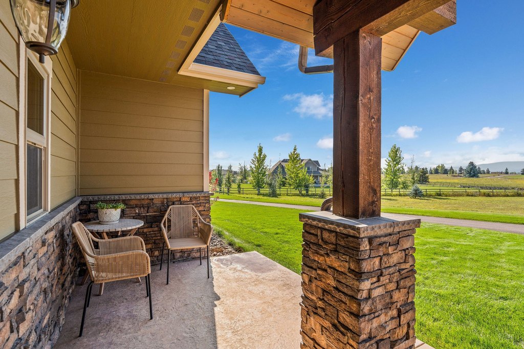 Kalispell, Montana, 59901, United States, 6 Bedrooms Bedrooms, ,4.5 BathroomsBathrooms,Residential,Forsale,1986949