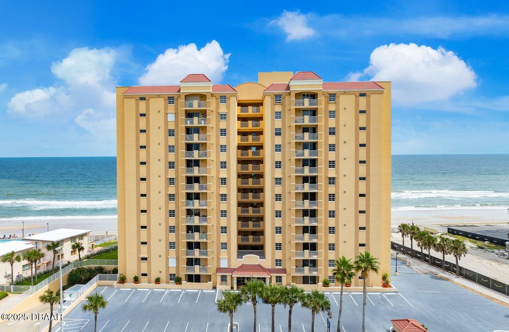 Daytona Beach Shores, Florida, 32118, United States, 3 Bedrooms Bedrooms, ,3 BathroomsBathrooms,Residential,Forsale,1990164