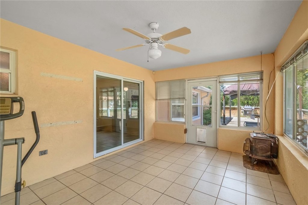 WILLISTON, Florida, 32696, United States, 3 Bedrooms Bedrooms, ,2 BathroomsBathrooms,Residential,Forsale,1994119