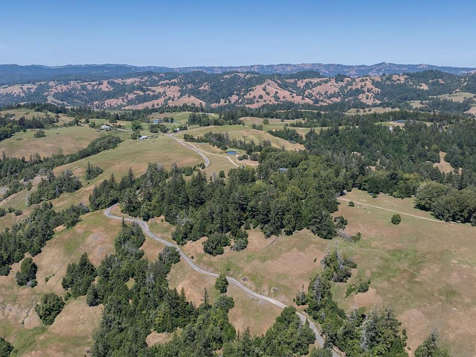 Cazadero, California, 95421, United States, 5 Bedrooms Bedrooms, ,2 BathroomsBathrooms,Residential,Forsale,1953143