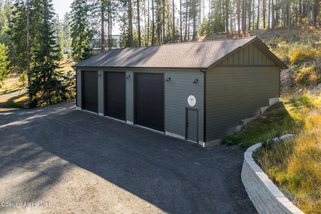 Coeur d'Alene, Idaho, 83814, United States, 4 Bedrooms Bedrooms, ,3 BathroomsBathrooms,Residential,Forsale,1984580