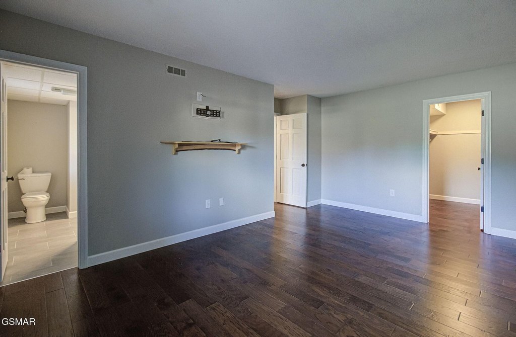 Gatlinburg, Tennessee, 37738, United States, 3 Bedrooms Bedrooms, ,2.5 BathroomsBathrooms,Residential,Forsale,1973591