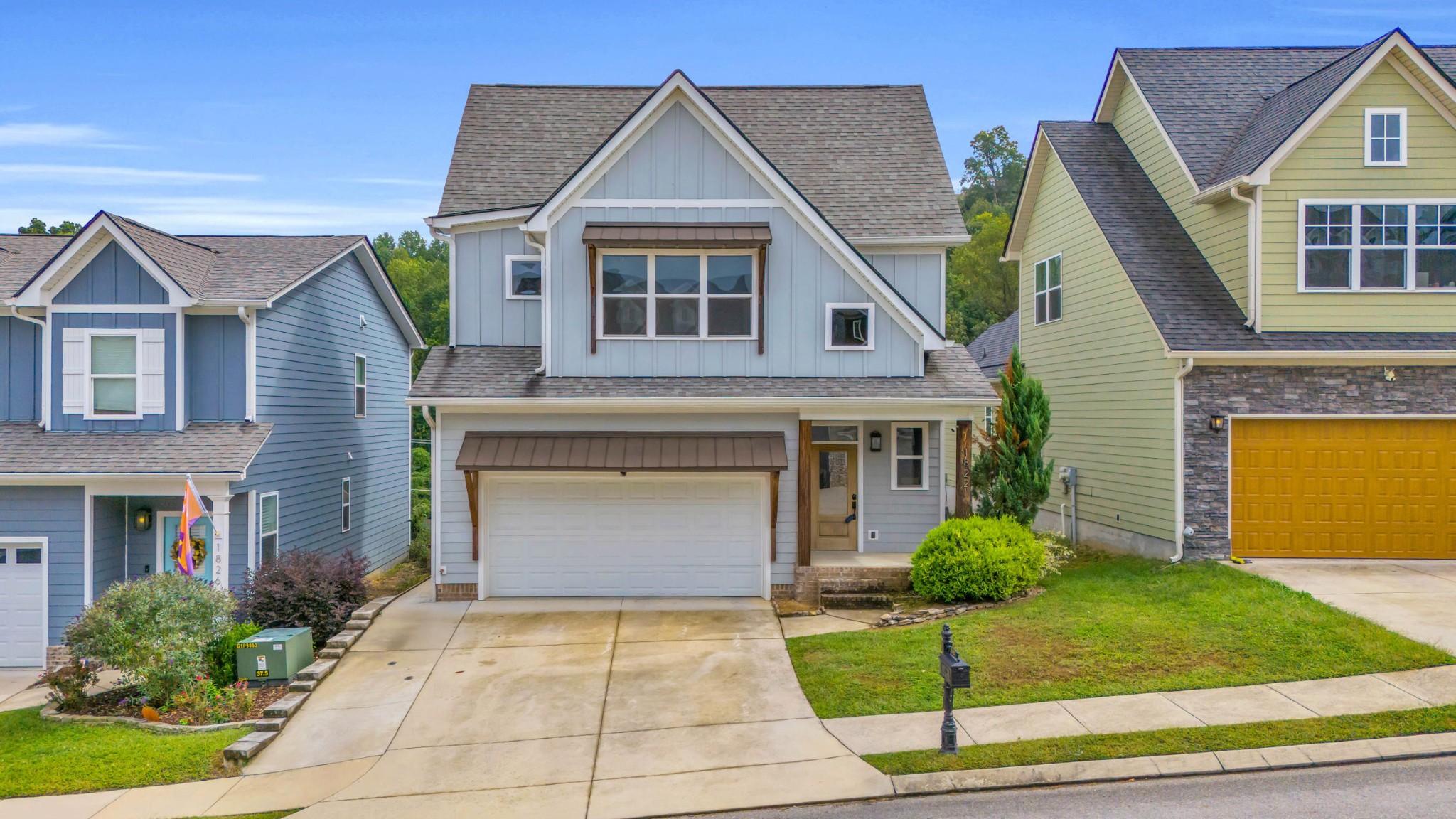 Chattanooga, Tennessee, 37415, United States, 3 Bedrooms Bedrooms, ,2.5 BathroomsBathrooms,Residential,Forsale,1963575