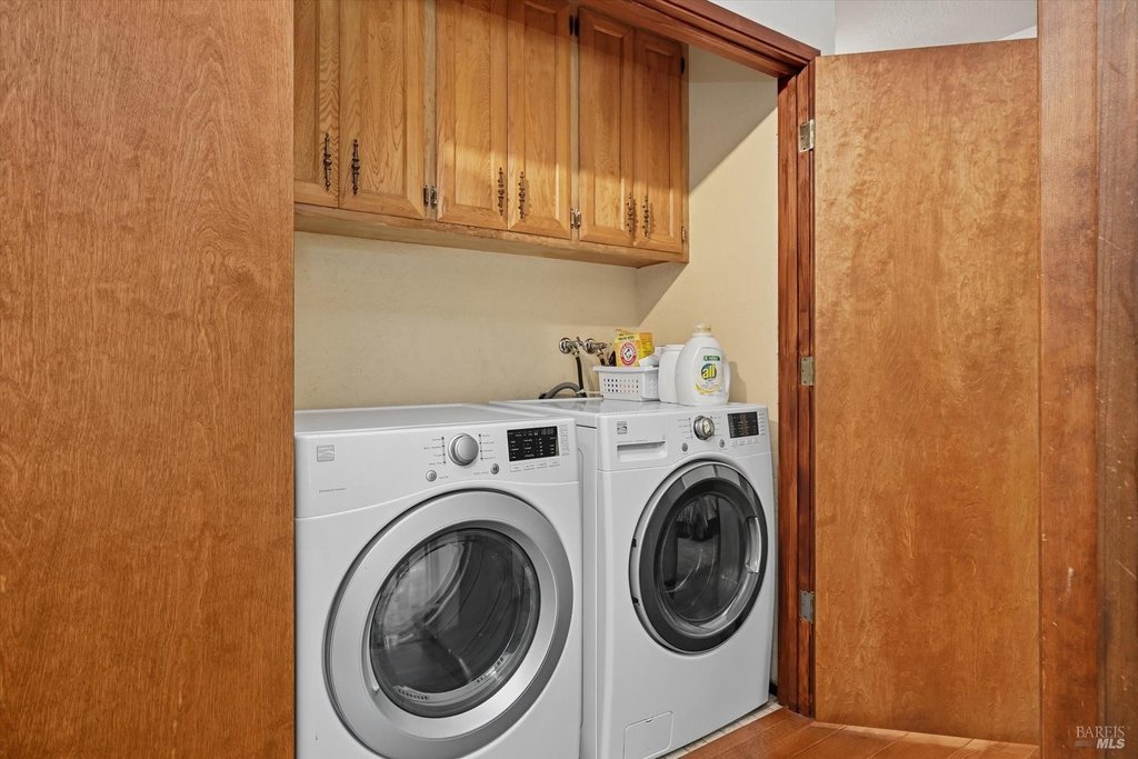 Santa Rosa, California, 95401, United States, 4 Bedrooms Bedrooms, ,2 BathroomsBathrooms,Residential,Forsale,1985937