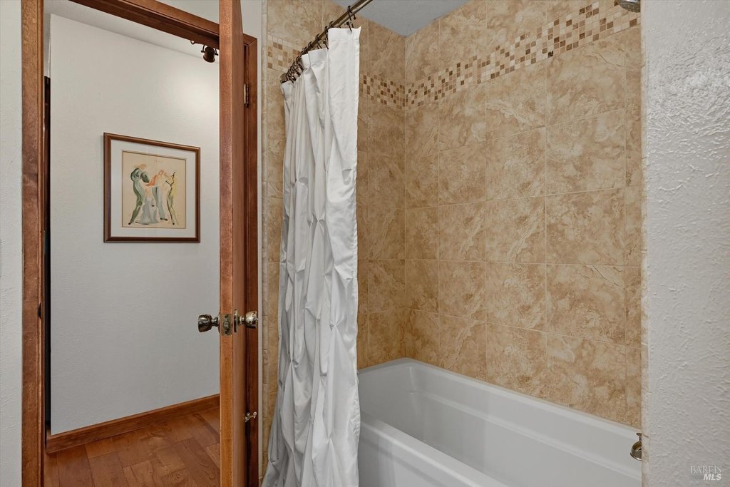 Santa Rosa, California, 95401, United States, 4 Bedrooms Bedrooms, ,2 BathroomsBathrooms,Residential,Forsale,1985937