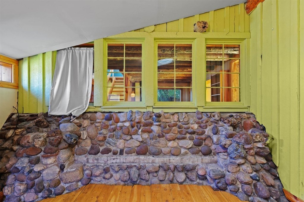 Bozeman, Montana, 59715, United States, 2 Bedrooms Bedrooms, ,1 BathroomBathrooms,Residential,Forsale,1986970