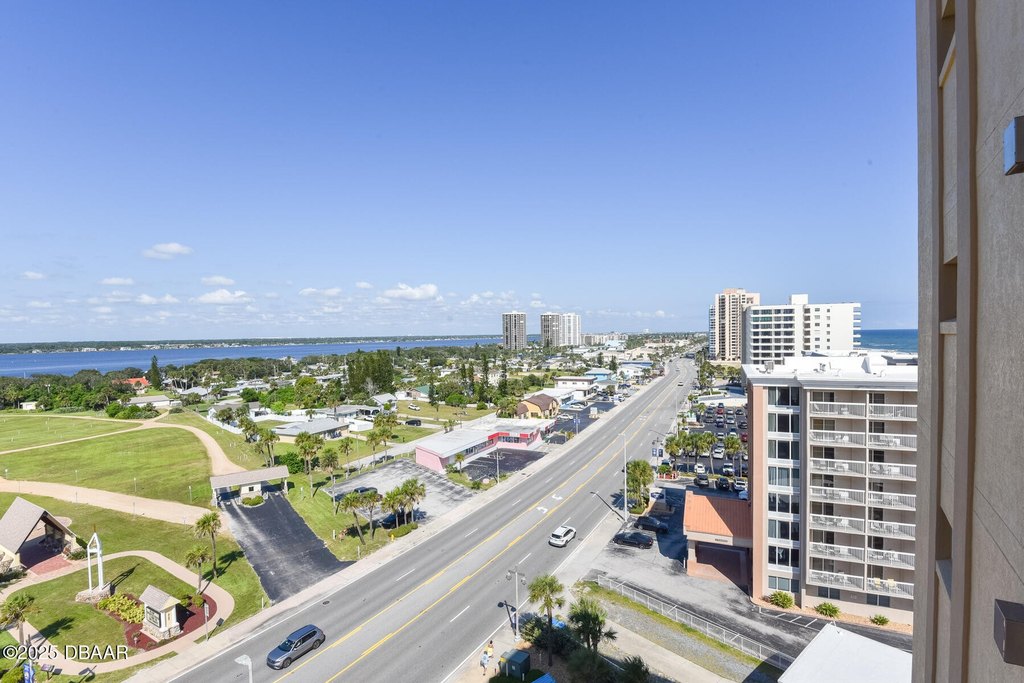 Daytona Beach Shores, Florida, 32118, United States, 3 Bedrooms Bedrooms, ,3 BathroomsBathrooms,Residential,Forsale,1990164