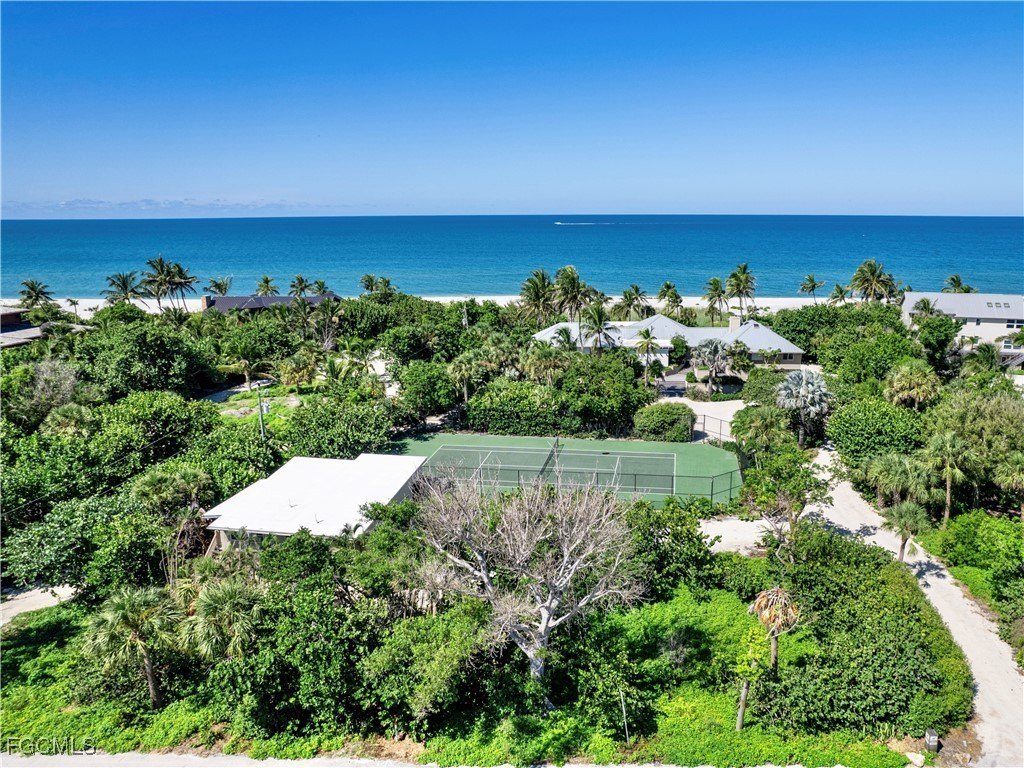 Captiva, Florida, 33924, United States, 5 Bedrooms Bedrooms, ,5.5 BathroomsBathrooms,Residential,Forsale,1971945