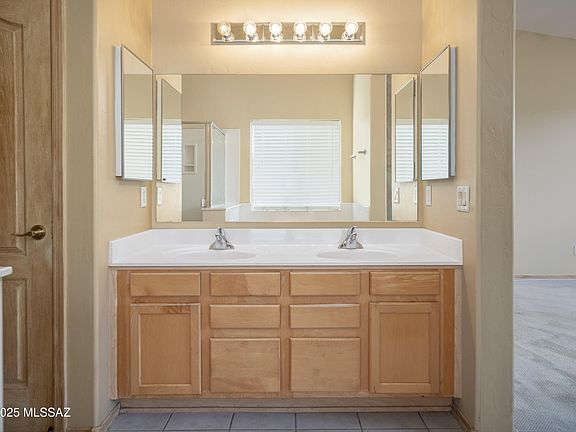 Tucson, Arizona, 85737, United States, 4 Bedrooms Bedrooms, ,2 BathroomsBathrooms,Residential,Forsale,1963512