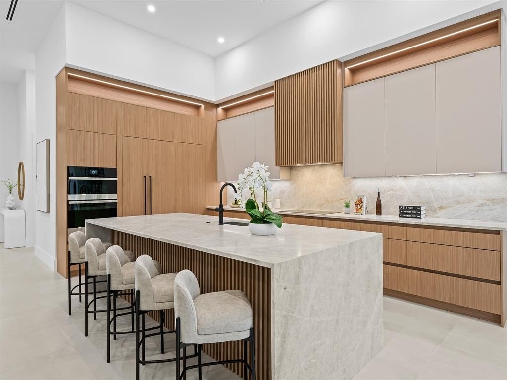 Fort Lauderdale, Florida, 33305, United States, 4 Bedrooms Bedrooms, ,3.5 BathroomsBathrooms,Residential,Forsale,1968234