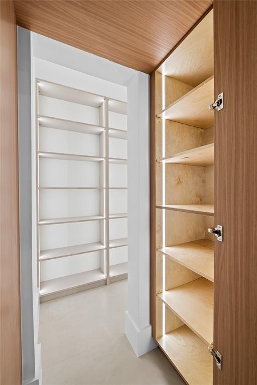 Fort Lauderdale, Florida, 33305, United States, 4 Bedrooms Bedrooms, ,3.5 BathroomsBathrooms,Residential,Forsale,1968234