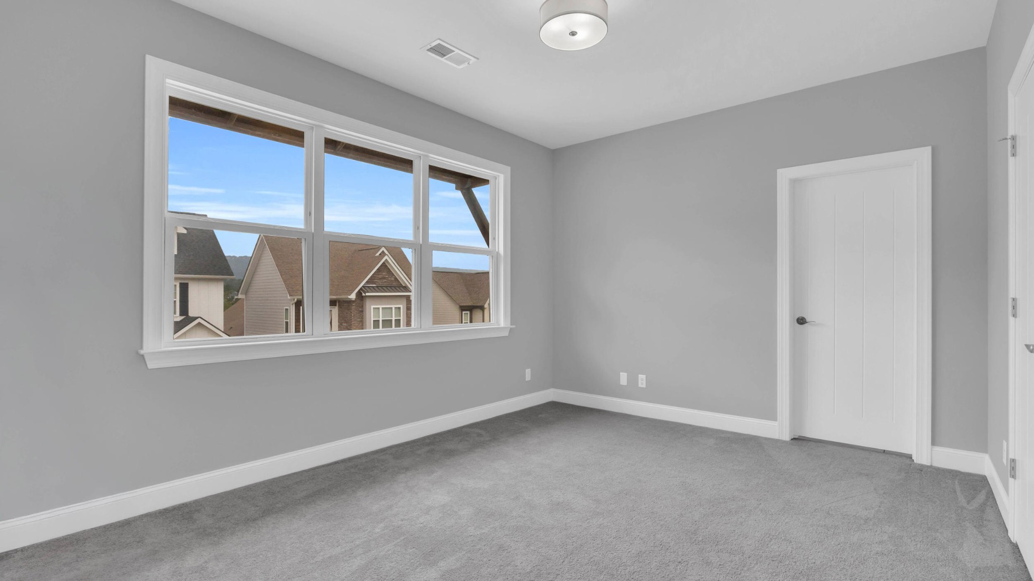 Chattanooga, Tennessee, 37415, United States, 3 Bedrooms Bedrooms, ,2.5 BathroomsBathrooms,Residential,Forsale,1963575