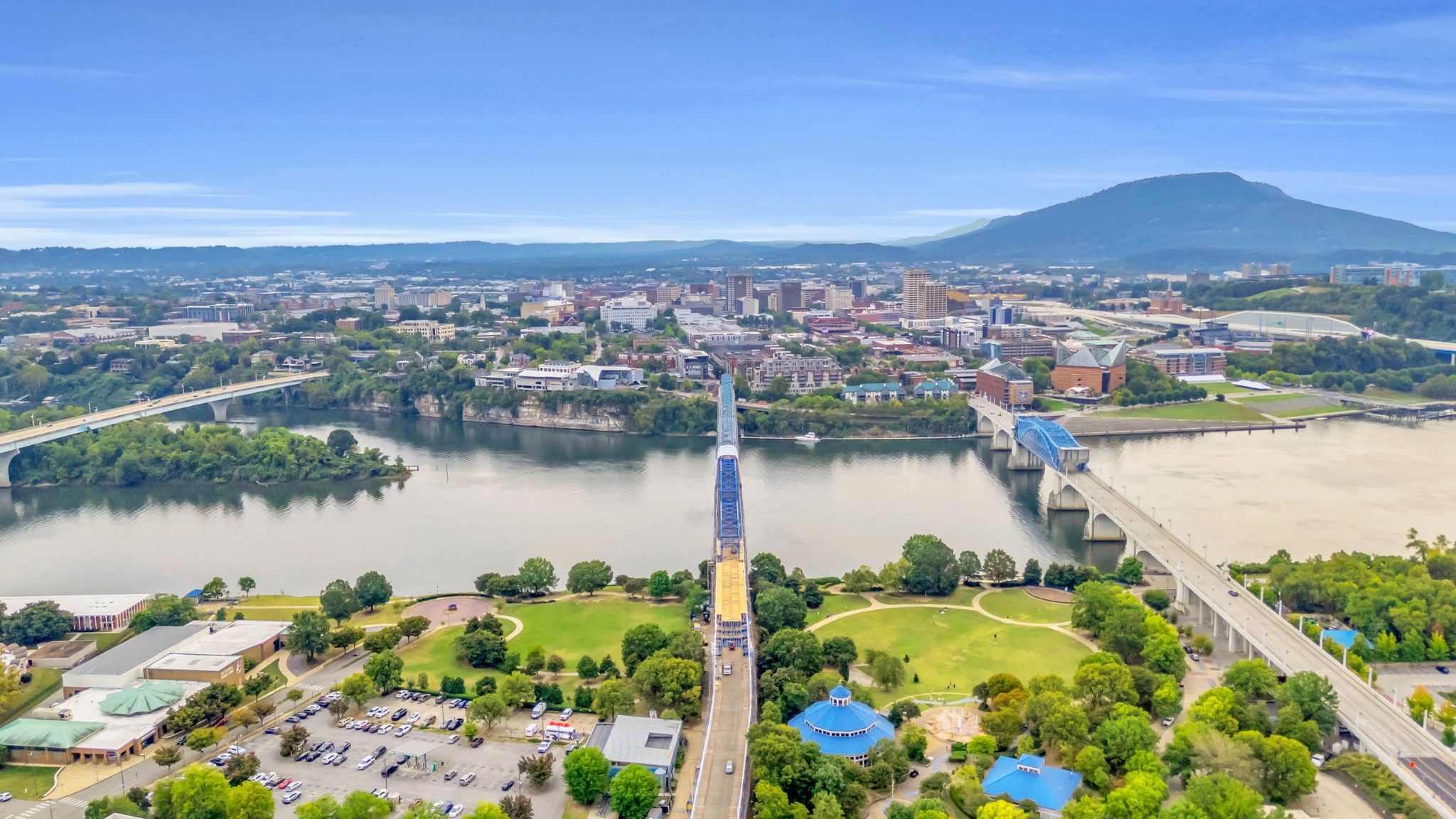 Chattanooga, Tennessee, 37403, United States, 2 Bedrooms Bedrooms, ,2.5 BathroomsBathrooms,Residential,Forsale,1963576