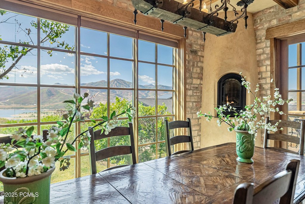 Hideout, Utah, 84036, United States, 5 Bedrooms Bedrooms, ,5.5 BathroomsBathrooms,Residential,Forsale,1994176