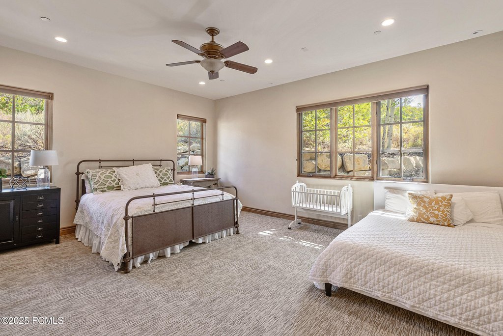 Hideout, Utah, 84036, United States, 5 Bedrooms Bedrooms, ,5.5 BathroomsBathrooms,Residential,Forsale,1994176