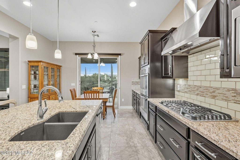 Oro Valley, Arizona, 85737, United States, 3 Bedrooms Bedrooms, ,3.5 BathroomsBathrooms,Residential,Forsale,1963521