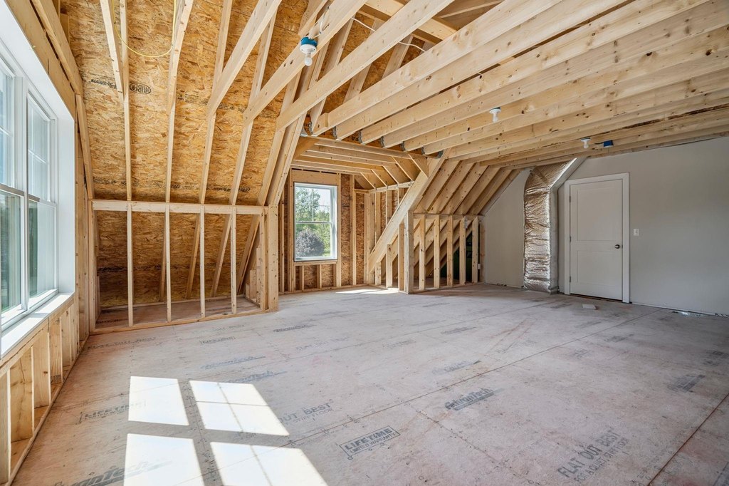 Kittery, Maine, 03905, United States, 3 Bedrooms Bedrooms, ,2.5 BathroomsBathrooms,Residential,Forsale,2002409