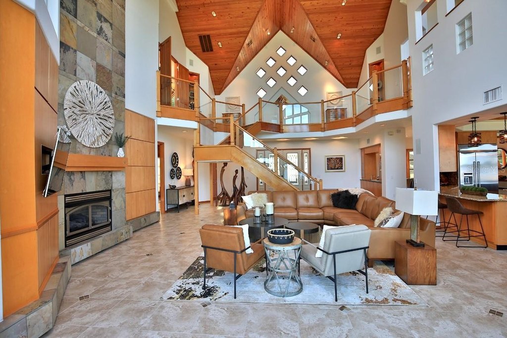 SUMMERFIELD, Florida, 34491, United States, 6 Bedrooms Bedrooms, ,5.5 BathroomsBathrooms,Residential,Forsale,1969790