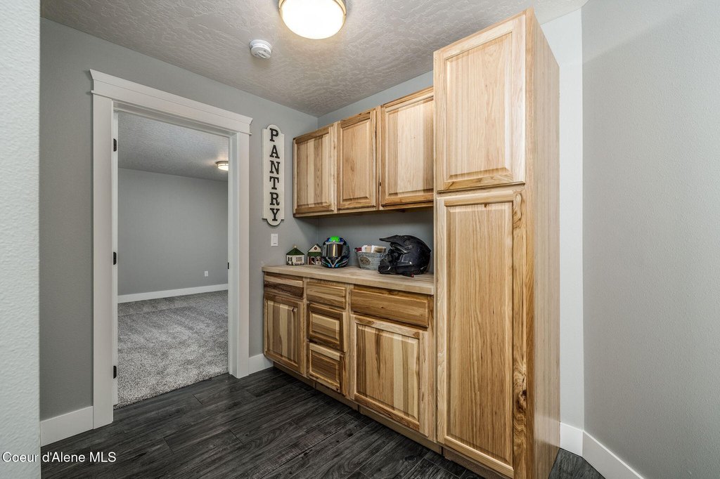 Coeur d'Alene, Idaho, 83814, United States, 4 Bedrooms Bedrooms, ,3 BathroomsBathrooms,Residential,Forsale,1984580