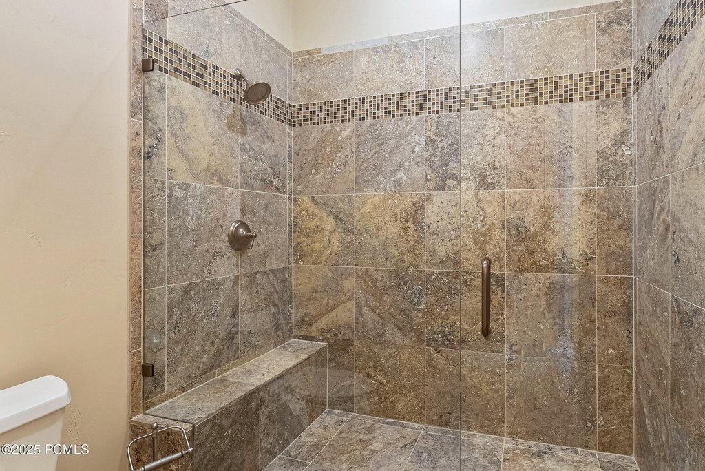 Hideout, Utah, 84036, United States, 5 Bedrooms Bedrooms, ,5.5 BathroomsBathrooms,Residential,Forsale,1994176