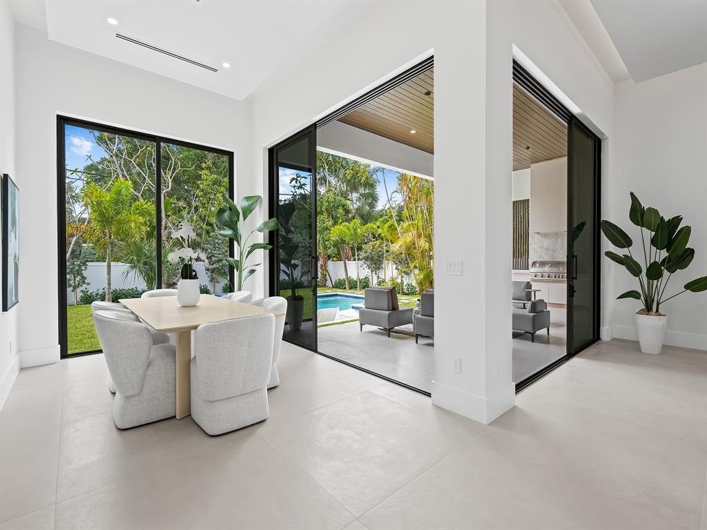 Fort Lauderdale, Florida, 33305, United States, 4 Bedrooms Bedrooms, ,3.5 BathroomsBathrooms,Residential,Forsale,1968234