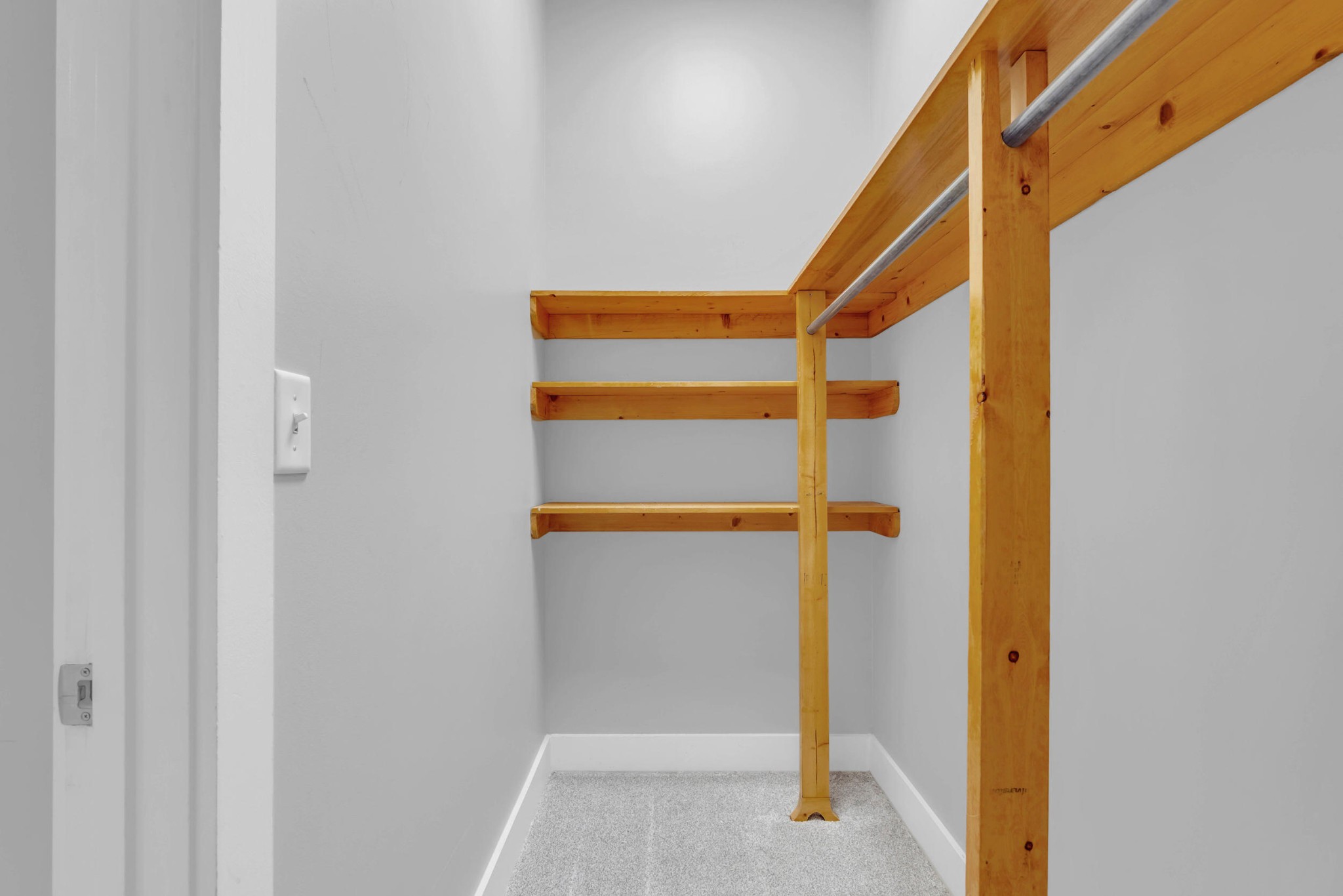 Chattanooga, Tennessee, 37403, United States, 2 Bedrooms Bedrooms, ,2.5 BathroomsBathrooms,Residential,Forsale,1963576