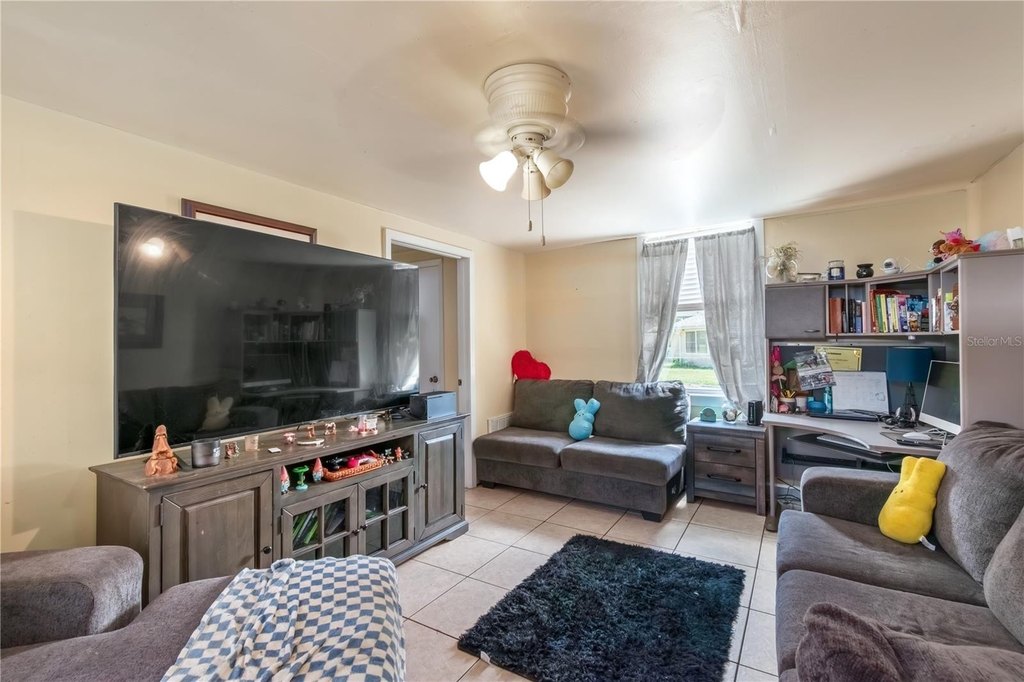 WILLISTON, Florida, 32696, United States, 3 Bedrooms Bedrooms, ,2 BathroomsBathrooms,Residential,Forsale,1994119