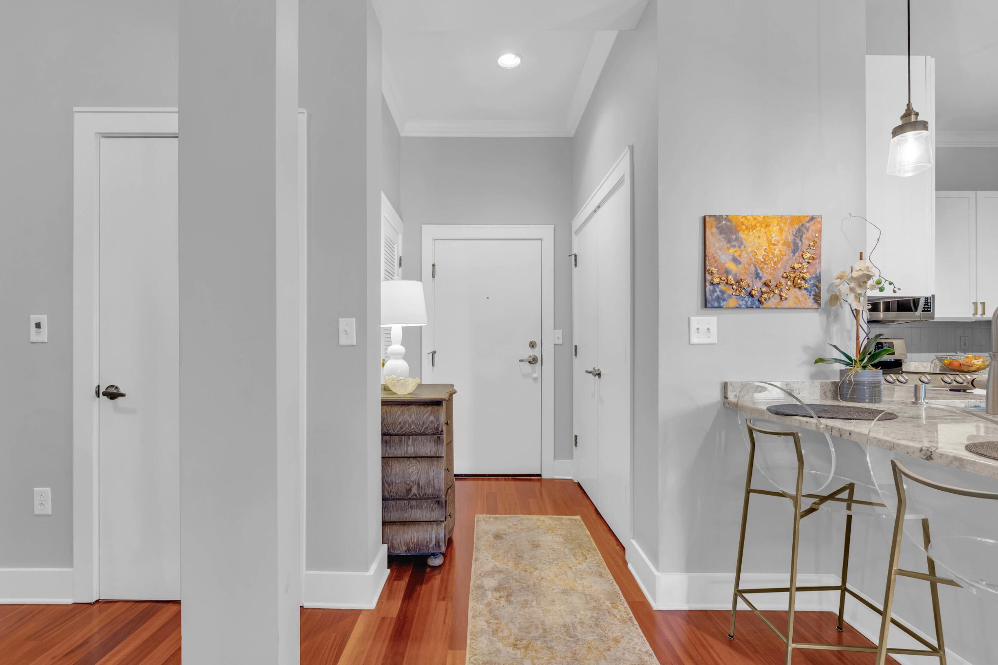 Chattanooga, Tennessee, 37403, United States, 2 Bedrooms Bedrooms, ,2.5 BathroomsBathrooms,Residential,Forsale,1963576