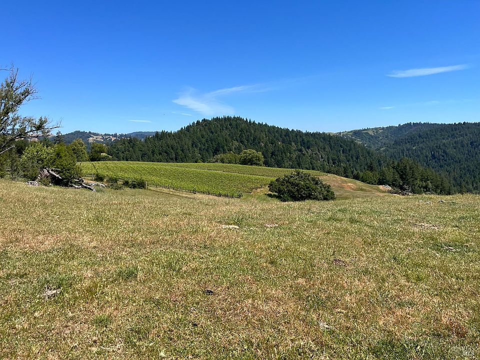 Cazadero, California, 95421, United States, 5 Bedrooms Bedrooms, ,2 BathroomsBathrooms,Residential,Forsale,1953143