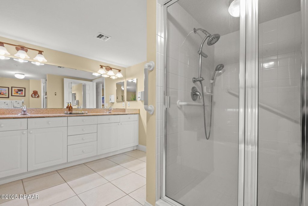 Daytona Beach Shores, Florida, 32118, United States, 3 Bedrooms Bedrooms, ,3 BathroomsBathrooms,Residential,Forsale,1990164