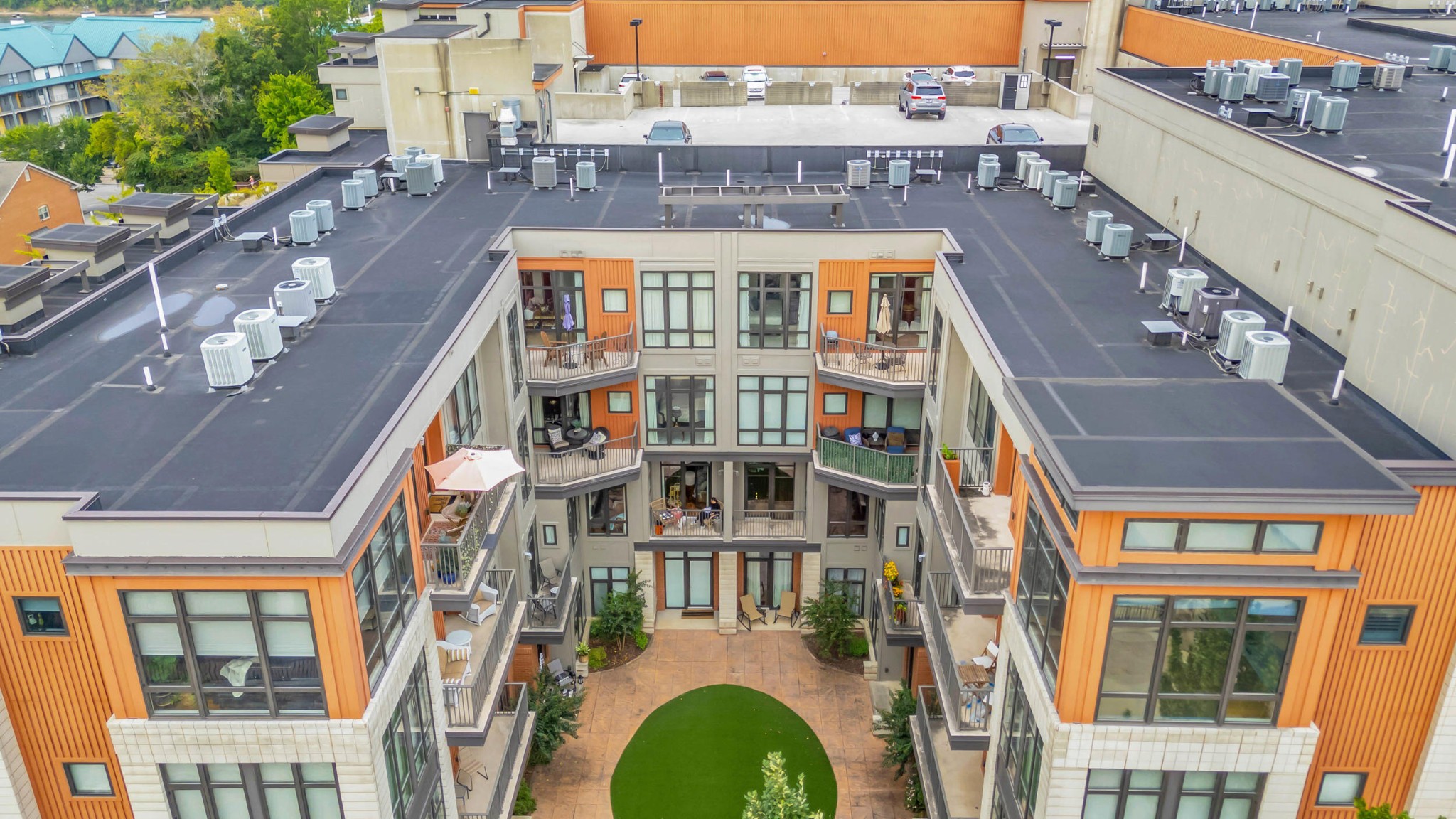 Chattanooga, Tennessee, 37403, United States, 2 Bedrooms Bedrooms, ,2.5 BathroomsBathrooms,Residential,Forsale,1963576