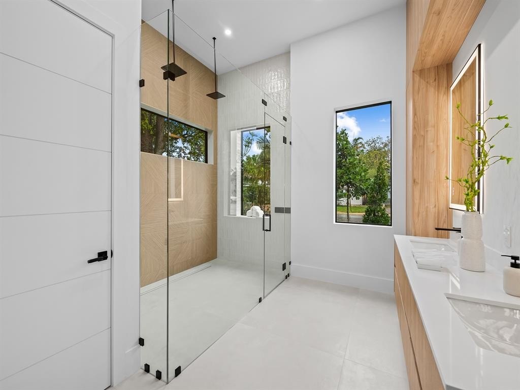 Fort Lauderdale, Florida, 33305, United States, 4 Bedrooms Bedrooms, ,3.5 BathroomsBathrooms,Residential,Forsale,1968234