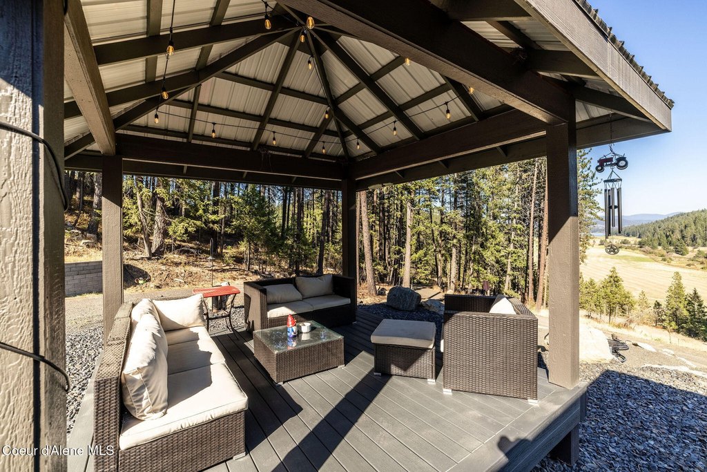 Coeur d'Alene, Idaho, 83814, United States, 4 Bedrooms Bedrooms, ,3 BathroomsBathrooms,Residential,Forsale,1984580